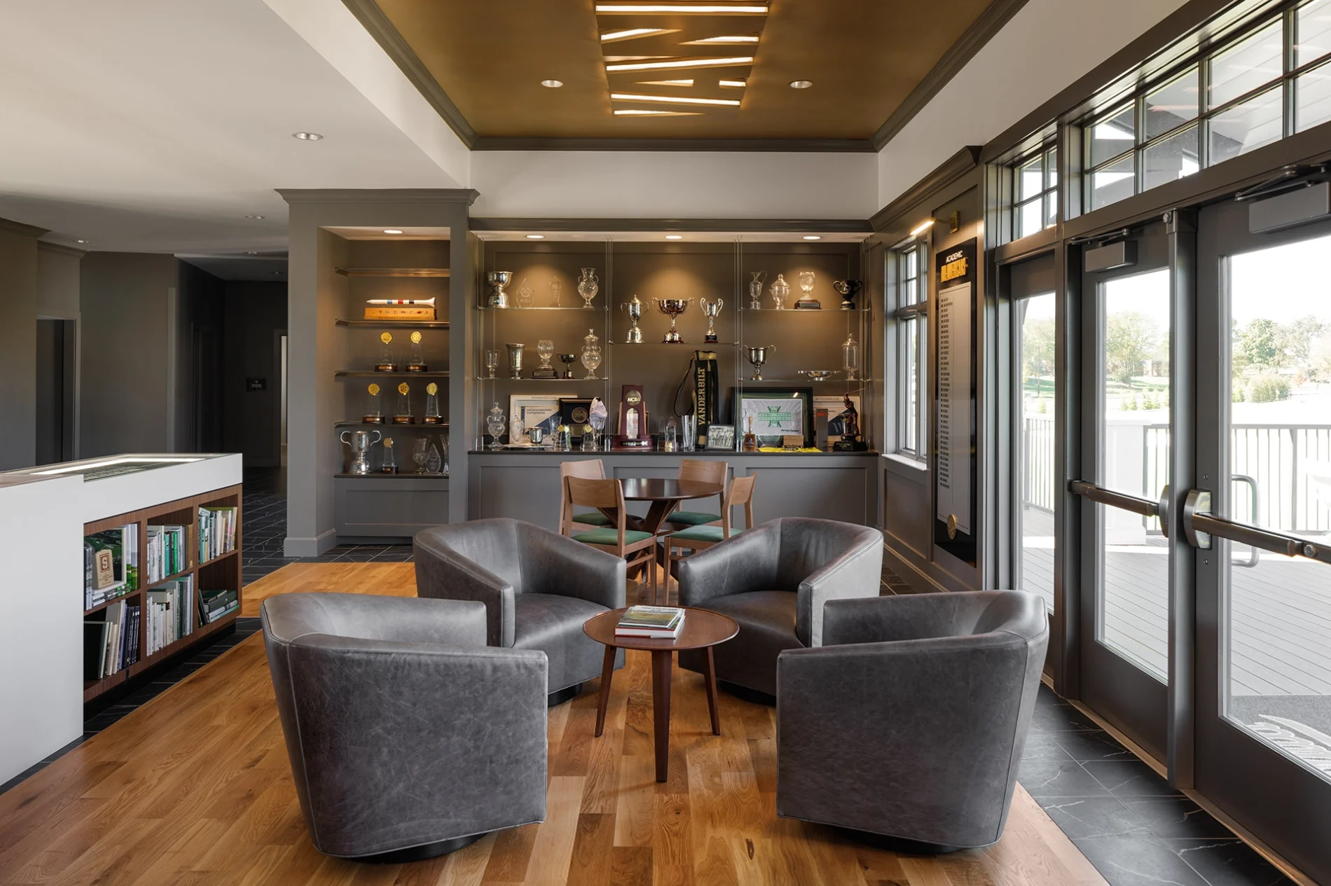 Interior deisgn of the library space at the Vanderbilt University Golf House in Tennessee